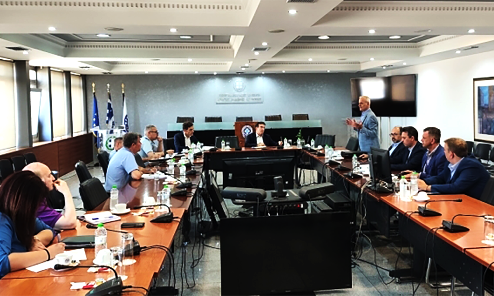 oi-desmeyseis-tou-ypourgoy-prostasias-tou-politi-sti-synantisi-me-to-proedreio-tis-poasy