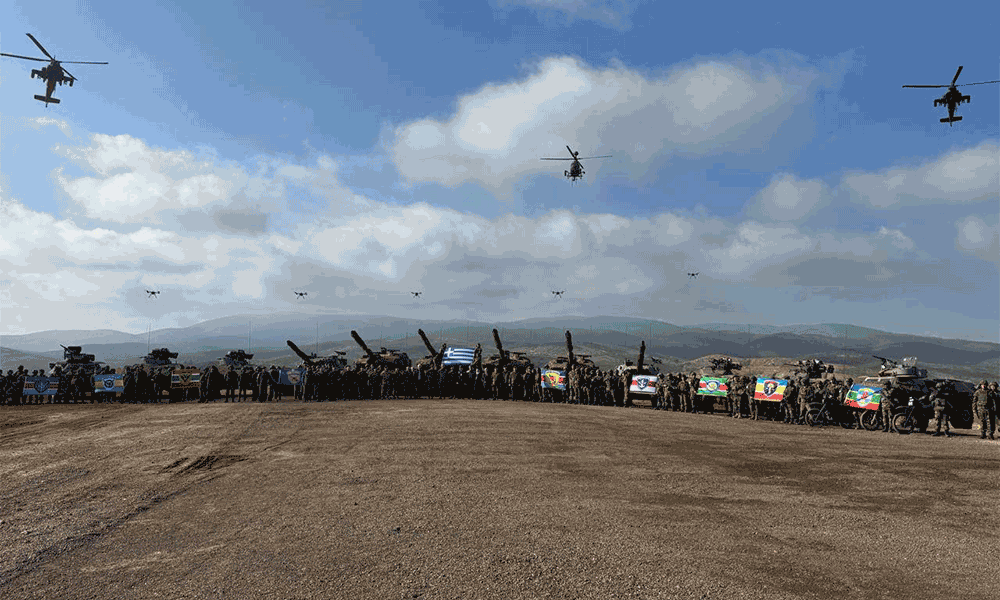 Stratiotikí Áskisi Aísios Oionós 25 I Elláda Eisérchetai sti Néa Epochí ton Drone